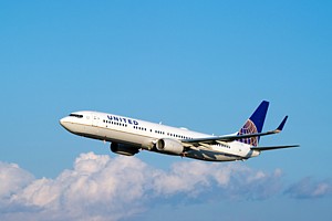 AHI, AHEPA Meet with United Airlines