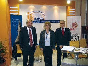 Ο Υφυπουργός Πολιτισμού & Τουρισμού κ. Γιώργος Νικητιάδης, η Γενική Διευθύντρια του HAPCO κα Λύντια Μαστρονικολή και ο Πρόεδρος και Διευθύνων Σύμβουλος της Helexpo Α.Ε. κ. Πάρις Μαυρίδης.
