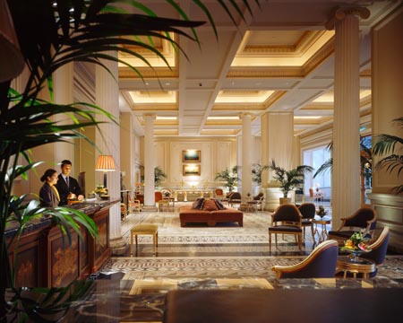 Το Lobby του Ξενοδοχείου Μεγάλη Βρεταννία