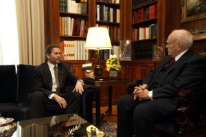 Ο Υπουργός Πολιτισμού και Τουρισμού κ. Παύλος Γερουλάνος με τον Πρόεδρο της Δημοκρατίας κ. Κάρολο Παπούλια