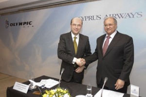 Τη στρατηγική συνεργασία μεταξύ Olympic Air και Κυπριακών Αερογραμμών παρουσίασαν χθες οι Εκτελεστικοί Πρόεδροι των δύο ομίλων, κ. Γιάννης Καρακαδάς και κ. Γιώργος Μαυρόκωστας. 