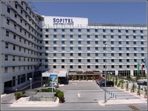 Sofitel Athens Airport:  Ανανέωση πιστοποίησεων EN ISO 14001 & H.A.C.C.P.