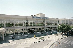 Αδιέξοδο στις διαπραγματεύσεις με τους αεροελεγκτές στη Κύπρο - Κανονικά η απεργία