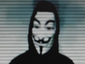 Anonymous: Έλληνες καταλαβαίνουμε τον πόνο και τα βάσανά σας!