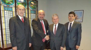 Με τον πρόεδρο του Προέδρου του Εμπορικού Επιμελητηρίου Σμύρνης Ε. Demirtas συναντήθηκε ο Υφυπουργός  Πολιτισμού και Τουρισμού Γ.Νικητιάδης