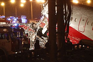 Russian passenger airplane crashes at Moscow's Vnukovo airport