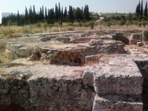 Oλοκληρώνονται οι εργασίες στον χώρο της βασιλικής στο Κράνειο Αρχαίας Κορίνθου