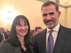 Tourism Minister Elena Kountoura and Spain’s King Felipe VI