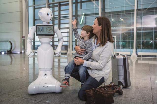 Το αεροδρόμιο του Μονάχου και η Lufthansa παρουσιάζουν ένα ανθρωποειδές ρομπότ στο Terminal 2
