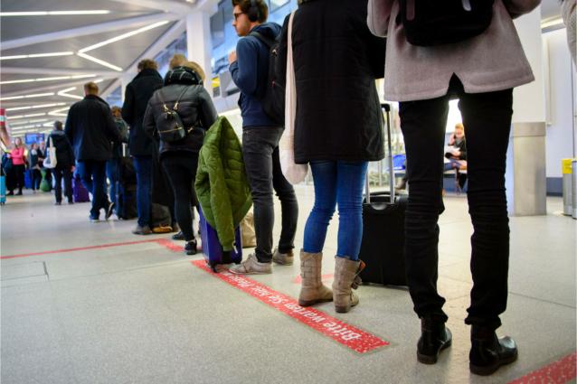 Airport strikes in Germany and France