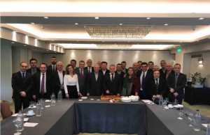Κοπή της Πρωτοχρονιάτικης πίτας από την Πανελλήνια Ομοσπονδία Διευθυντών Ξενοδοχείων