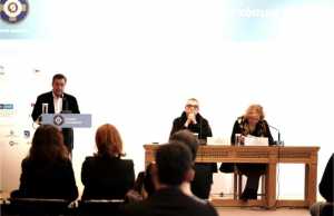 Το λιμάνι ως θέατρο αλλαγής του κόσμου: Αθήνα – Πειραιάς, μια σχέση αμφίδρομη»