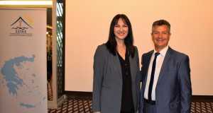 Η Υπουργός με τον Πρόεδρο της ΣΕΤΚΕ κ. Παναγιώτη Τοκούζη