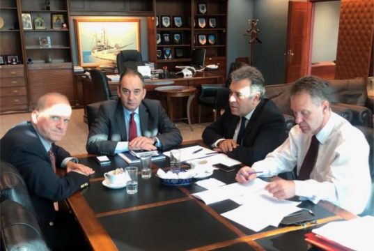 Συνάντηση Μάνου Κόνσολα και Κωνσταντίνου Λούλη με τον Υπουργό Ναυτιλίας. Αυξάνεται το κονδύλι για τις άγονες γραμμές, ανοίγει ο δρόμος για την αναβάθμιση των υπηρεσιών στην κρουαζιέρα