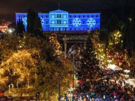 Αυτά τα Χριστούγεννα δεν είναι μόνο για το κέντρο αλλά και για τις γειτονιές της Αθήνας