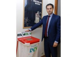 Ειδικοί κάδοι ανακύκλωσης σε επιλεγμένους χώρους του υπουργείου Τουρισμού NO Plastic