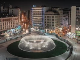 Ανοίγει η νέα πλατεία Ομονοίας με το εντυπωσιακό σιντριβάνι
