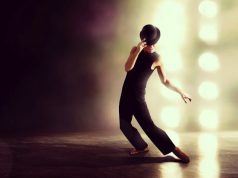 ενίσχυση του χορού και της μουσικής