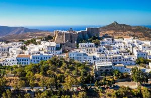 Travel & Leisure: Στην Πάτμο, η καλύτερη μυστική Ελληνική παραλία της Ευρώπης!