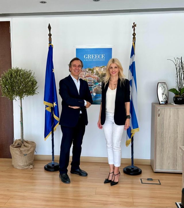 Συνάντηση της υφυπουργού Τουρισμού κυρίας Έλενας Ράπτη με τον επικεφαλής του γραφείου στην Αθήνα του Παγκόσμιου Οργανισμού Υγείας κ. Joao Breda.