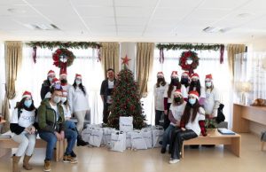 AEGEAN Santa Crew: H χριστουγεννιάτικη εθελοντική δράση της AEGEAN για παιδιά και ηλικιωμένους σε 8 πόλεις της Ελλάδας, με τη συνεργασία του Ιδρύματος Βασίλη & Ελίζας Γουλανδρή