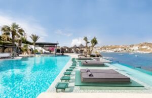 ΤΑ 5 ΑΣΤΕΡΩΝ Kivotos Mykonos KAI Kivotos Santorini ΕΝΤΑΣΣΟΝΤΑΙ ΣΤΗΝ ΟΙΚΟΓΕΝΕΙΑ ΤΩΝ PREFERRED HOTELS & RESORTS