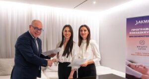 Ανώτερη Σχολή ΑΚΜΗ και AEGEO SPAS ανανεώνουν τη συνεργασία τους με στόχο την εκπαίδευση της νέας γενιάς wellness experts