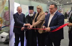 Η Υφυπουργός Τουρισμού Άννα Καραμανλή στην πρώτη απευθείας πτήση της Cyprus Airways Λάρνακα- Ηράκλειο