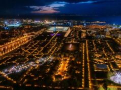 Φέτος τις γιορτές, το Πάρκο Σταύρος Νιάρχος μεταμορφώνεται ξανά σε έναν από τους πιο ζωντανούς και δημοφιλείς χριστουγεννιάτικους προορισμούς της πόλης