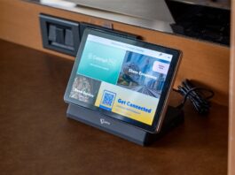 Η Celestyal εισάγει tablets στις καμπίνες, αναβαθμίζοντας την εμπειρία των επιβατών