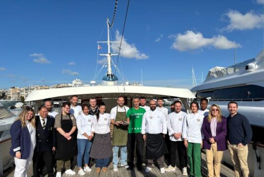 Ένα βιωματικό masterclass για τη θαλάσσια βιωσιμότητα στο M/Y Klelia 1 για τους υποτρόφους Yacht Chef του BCA College