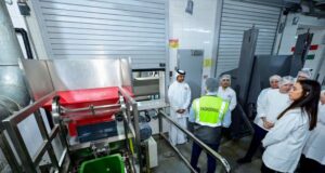 Η Εταιρεία Εστίασης Πτήσεων Emirates (EKFC) θέτει σε λειτουργία βιοχωνευτή μεγάλης κλίμακας με στόχο τη μείωση των ετήσιων εκπομπών CO₂ κατά 2.000 τόνους