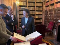 Παγκόσμια Ημέρα Ελληνικής Γλώσσας: Παρουσία της Υπουργού Πολιτισμού ο εορτασμός της πρώτης επετείου στην UNESCO