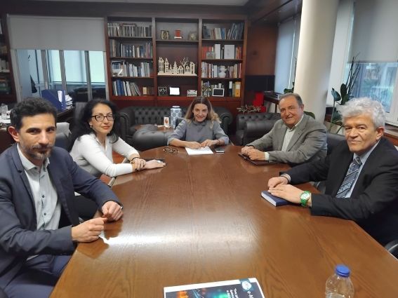 ΣΥΝΑΝΤΗΣΗ ΕΝΩΣΗΣ ΜΕ ΔΥΠΑ