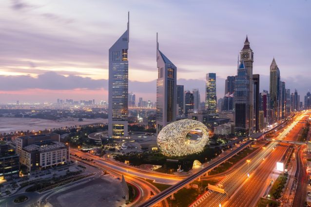 Emirates_Dubai skyline