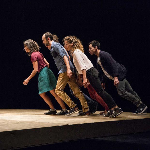 Yoann Bourgeois Art Company_He who falls_2 © Géraldine Aresteanu High