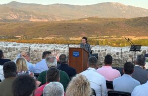 Η Λίνα Μενδώνη απέδωσε το αποκατεστημένο Κάστρο των Μογλενών, στην τοπική κοινωνία και στους επισκέπτες της Πέλλας