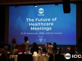 Η οθόνη της αίθουσας με τον τίτλο The Future of Healthcare Meetings, 20-22 Σεπτεμβρίου 2026, Αθήνα, στο συνέδριο της ICCA.